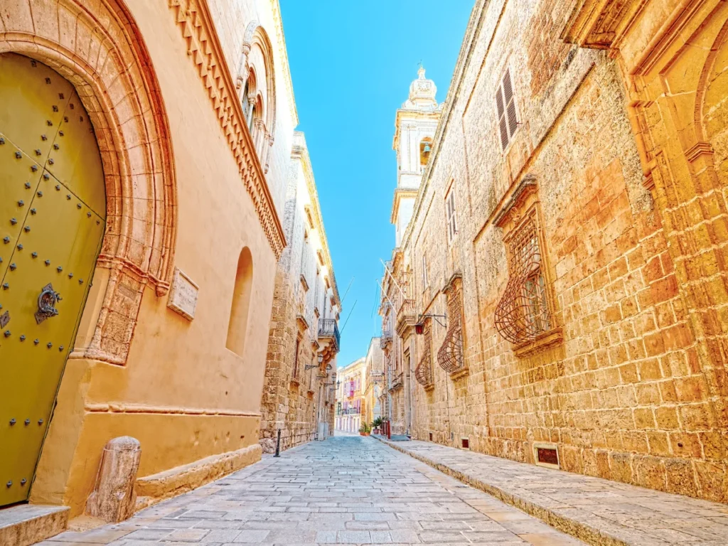 Beautiful alley in Victoria, Malta